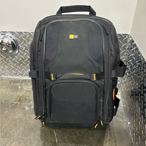 Case Logic SLRC-206 SLR Camera and Laptop